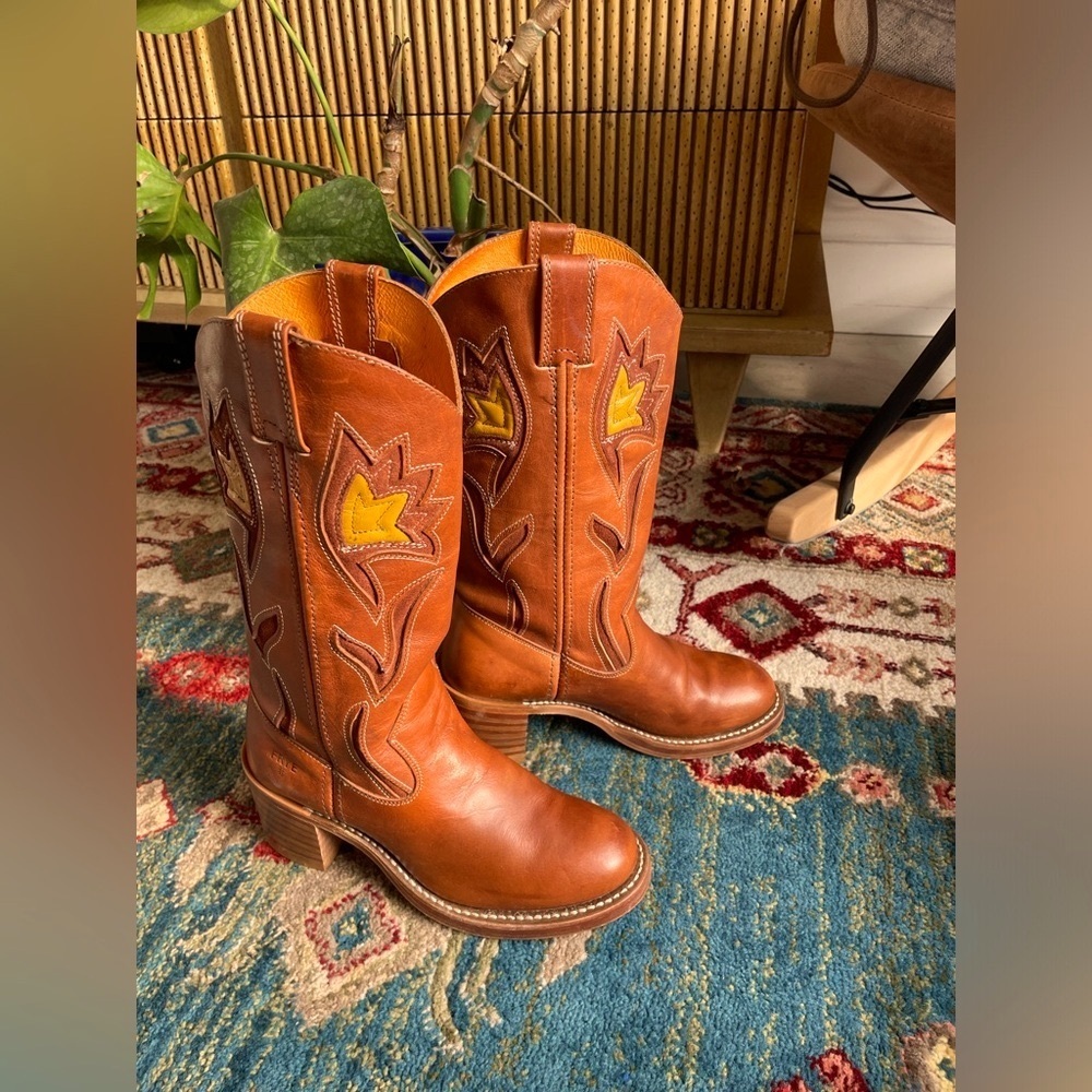 Frye Tan Brown Leather Western Heeled Boots with Yellow Floral Accent